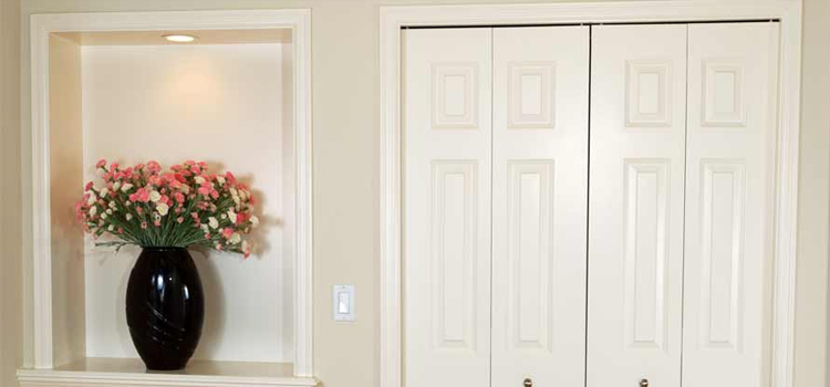 residential closet door repair in Sarasota Springs
